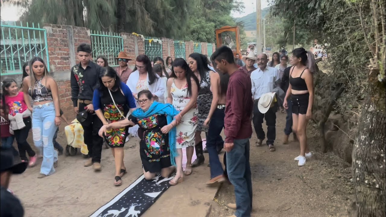 Una manda pendiente a San Isidro En San Ángel Michoacán(vlog)￼