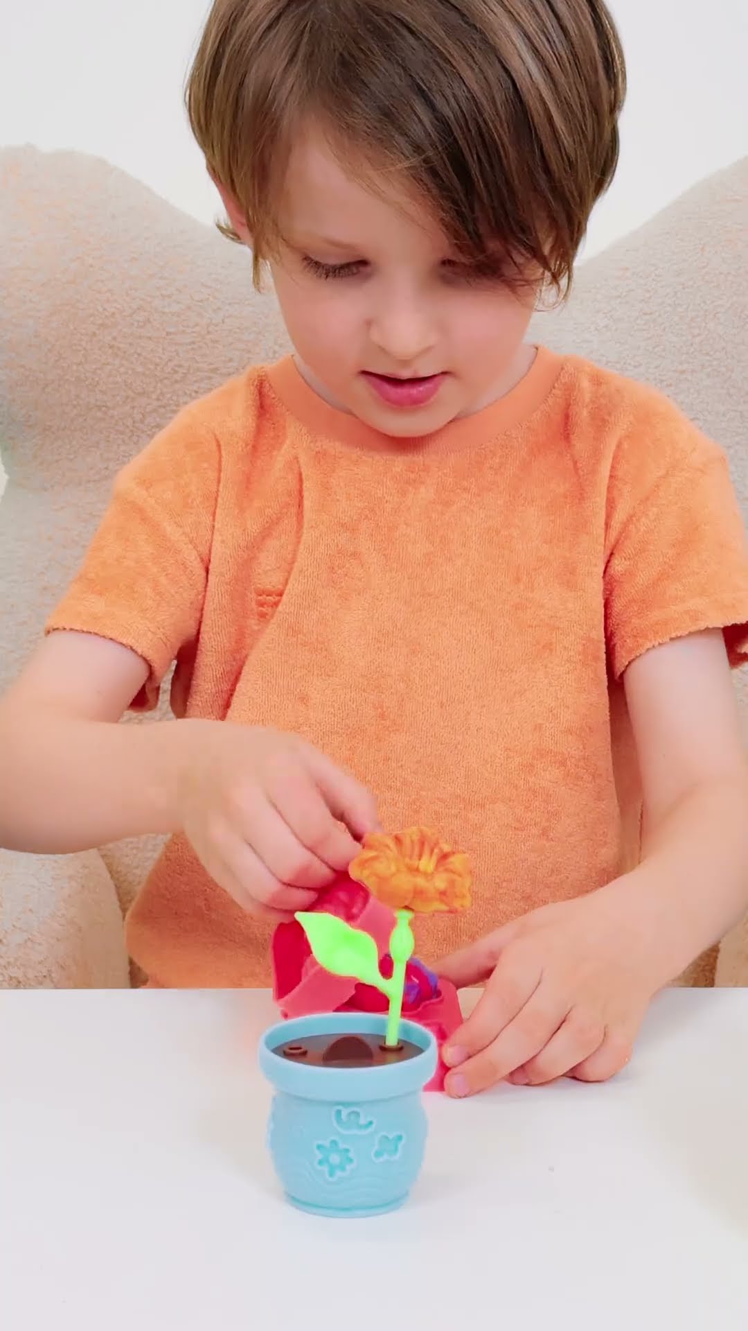 A Special Play-Doh Flower for Mom!