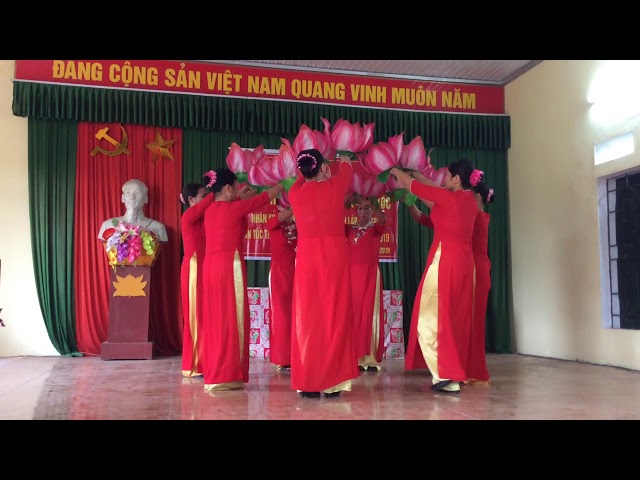 Múa bài ca dâng Bác _ đội dưỡng sinh xóm Nam Ninh
