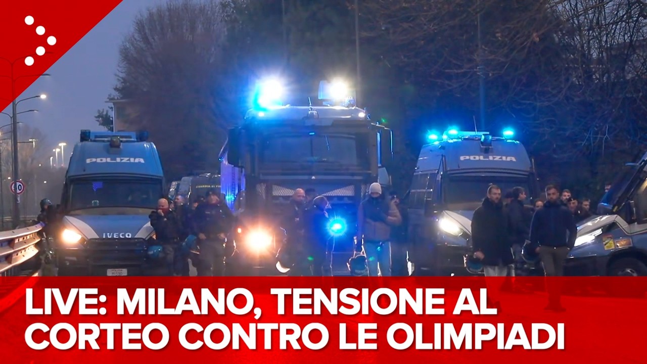 LIVE Milano, manifestazione nazionale contro le Olimpiadi. Polizia schierata: diretta video