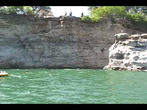 Cliff Jumping at Pace Bend Park on Lake Travis - Boat View