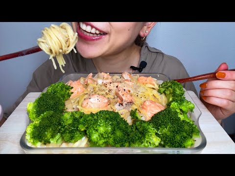 【ASMR/咀嚼音】サーモンクリームパスタ salmon cream pasta / eatingsounds / mukbang