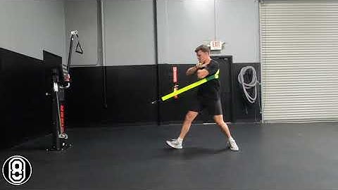 Activ8 | Keiser 3D Strap Rotational Lunge