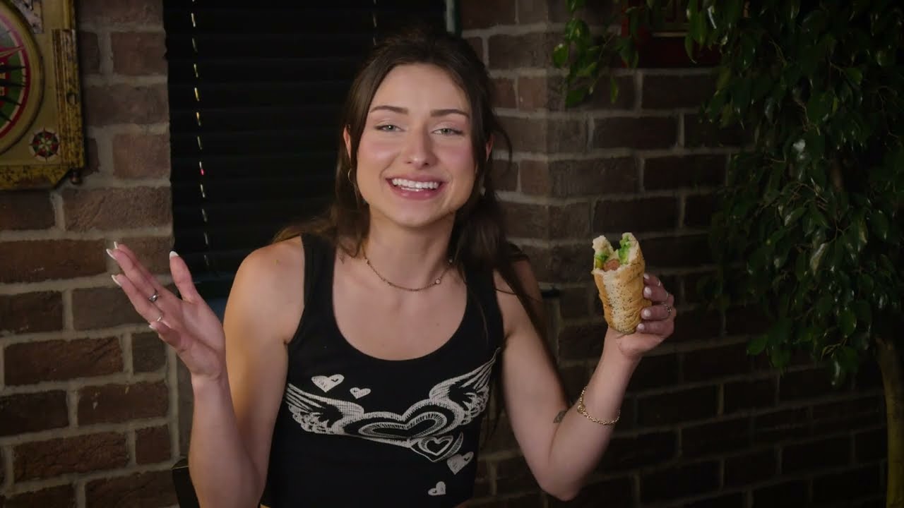 Portillo's fans try our new plant-based Garden Dog