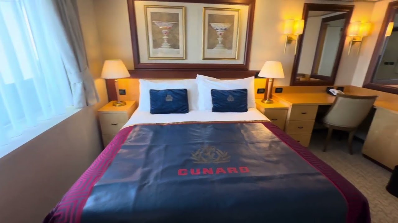 Cunard Queen Victoria Penthouse Suite 7042