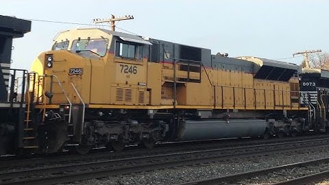 Ex-UP SD90MAC Trails on 21J