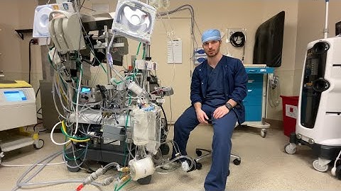 Priming Cardiopulmonary Bypass Machine