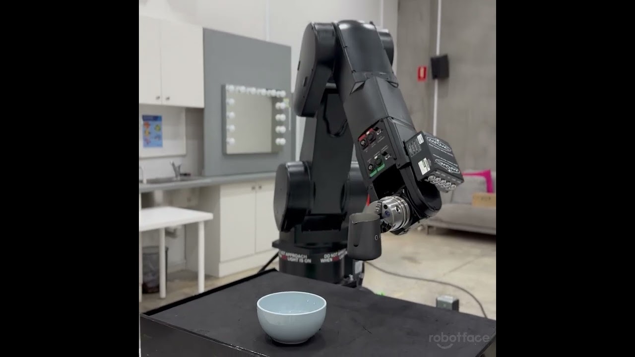 Setting up a Bolt camera robot and a Bolt Jr model mover YouTube