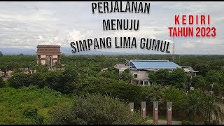 THE ROAD TO THE LIMA GUMUL INTERSECTION IN KEDIRI 2023