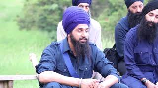 Http://www.sikhvibes.com campfire sakhi with bhai harman singh from
basics of sikhi accompanied by bibek on dilruba ——
http://www.instagram.com/si...