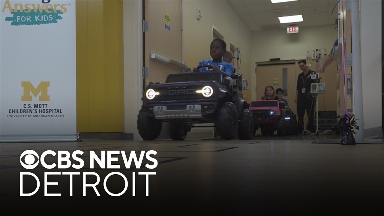 Detroit Auto Show starts new tradition with Charity Preview Jr.