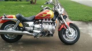Honda Valkyrie Cobra 6 into 6 Exhaust no baffles! Watch til end for the nice throttle blip!
