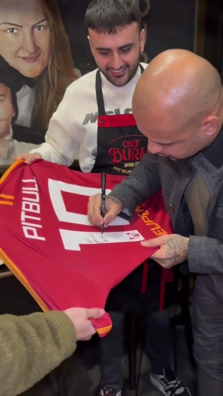 Czn Burak Vadi İstanbul Mall HOŞGELDİNİZ Melo Galatasaray #shorts #cnzburak