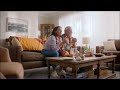 La jugada perfecta de Elena: ahorrar con Wells Fargo