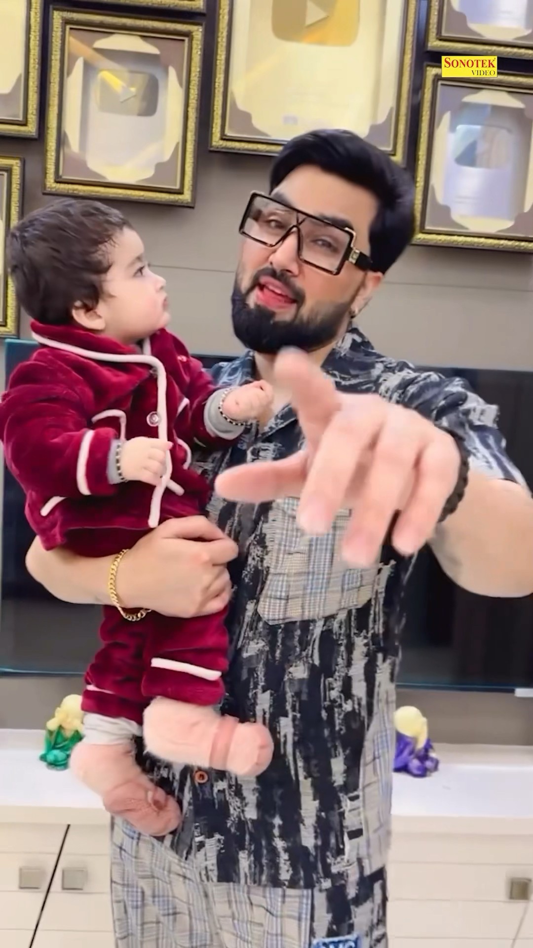 Desi look ?❤️ Armaan Malik with His Son ? #youtubeshorts #sonotek