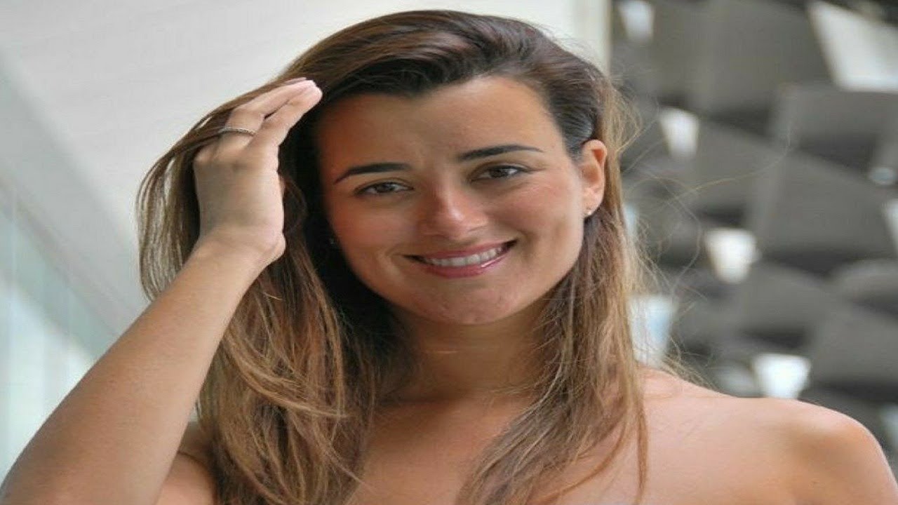 Remember Her? Try Not To Choke When You See Her Now Cote de Pablo