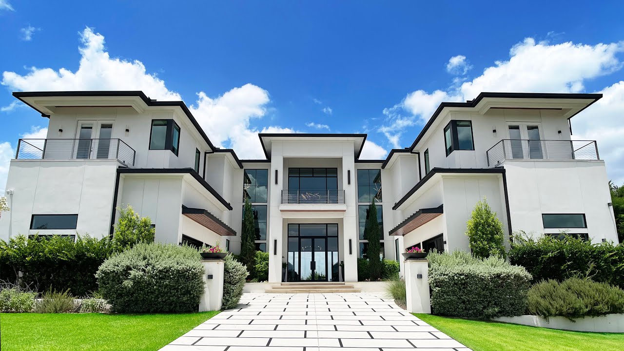 6700+ sq ft Custom Home west of Austin, TX with AMAZING Views | Lago Vista, TX