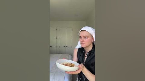 Thumbnail of What it's like dating a bisexual woman #lgtbq #comedy #shorts #relationshiphumor #relatable