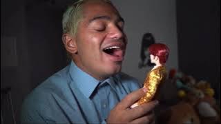 Edward sings us his BTS song