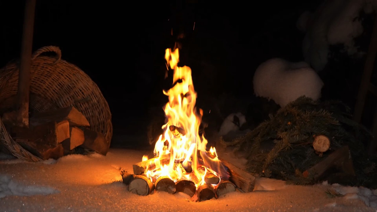🔥 ️ 4K Ultra HD Winter Campfire on a Cold Night - A 4 Hour Peaceful ...