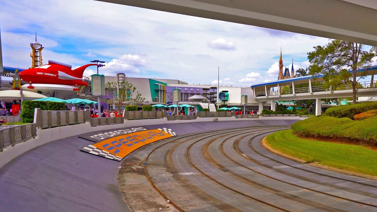 Closed: Tomorrowland Speedway looks Abandoned