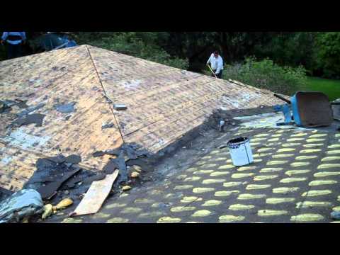 Tile Reroof Tearoff in Kendall - Istueta Roofing