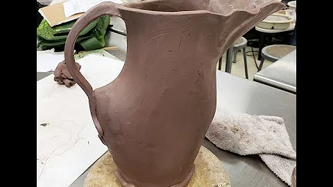 Darting Ceramic Cylinders to Create Dynamic Forms