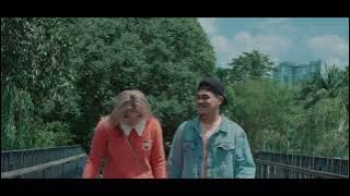 ' Cinta ' ( offical music video )Artist - That Tant & Si Thu ; Cast - Ishak & Wahidah