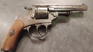 Revolver réglementaire Français 1873