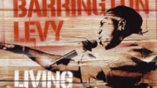 Barrington Levy - Saw Red chords