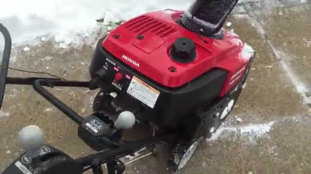 Test/Review of Brand New Honda HS720 Single Stage Snow Blower Newest