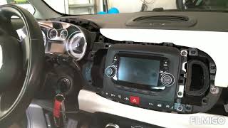 Smontaggio Radio Fiat 500l - Radio disassembly
