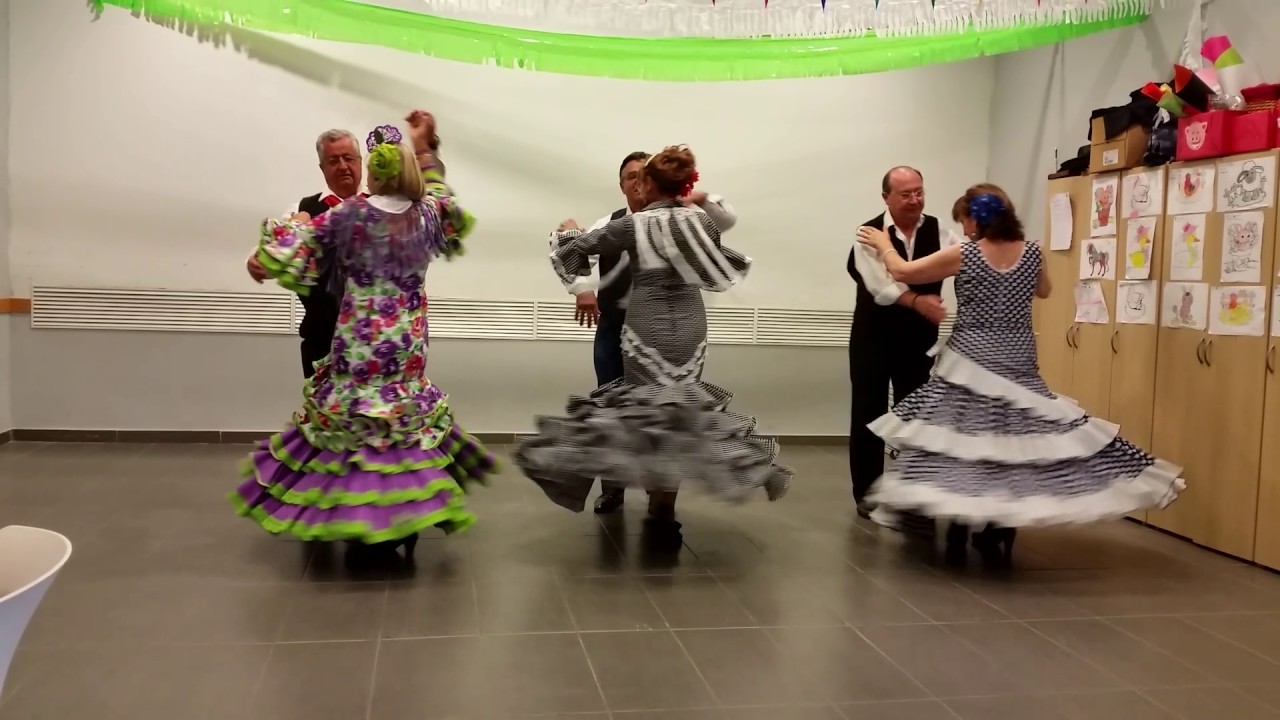 SEVILLANAS AGARRADOS 2011