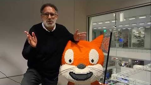 Mitch Resnick and the Scratch cat support Europe Code Week