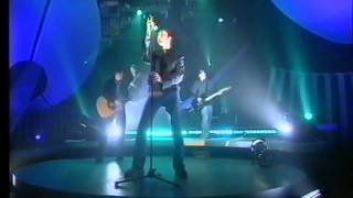 Suede - Positivity ( Patrick Kielty Show - 2002 )