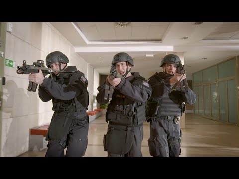 Video: Jak Se Chovat, Když Jsou Zajati Teroristy