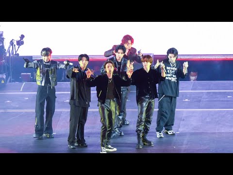 BTS 'Mic Drop' 4K Fancam @ 221015 BTS YET TO COME IN BUSAN CONCERT