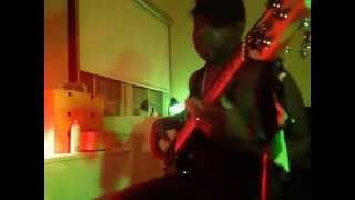 Miniatura del video "FUNK musician Robert Johns bass cover funkentelchy by parliment-funkadelic"