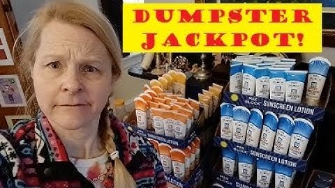 DUMPSTER DIVING AT DOLLAR TREE AND CVS!  JACKPOT!!