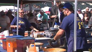 News 2 Day: Hochul signs Niagara Co. hunting bill, Wing Fest starts Saturday