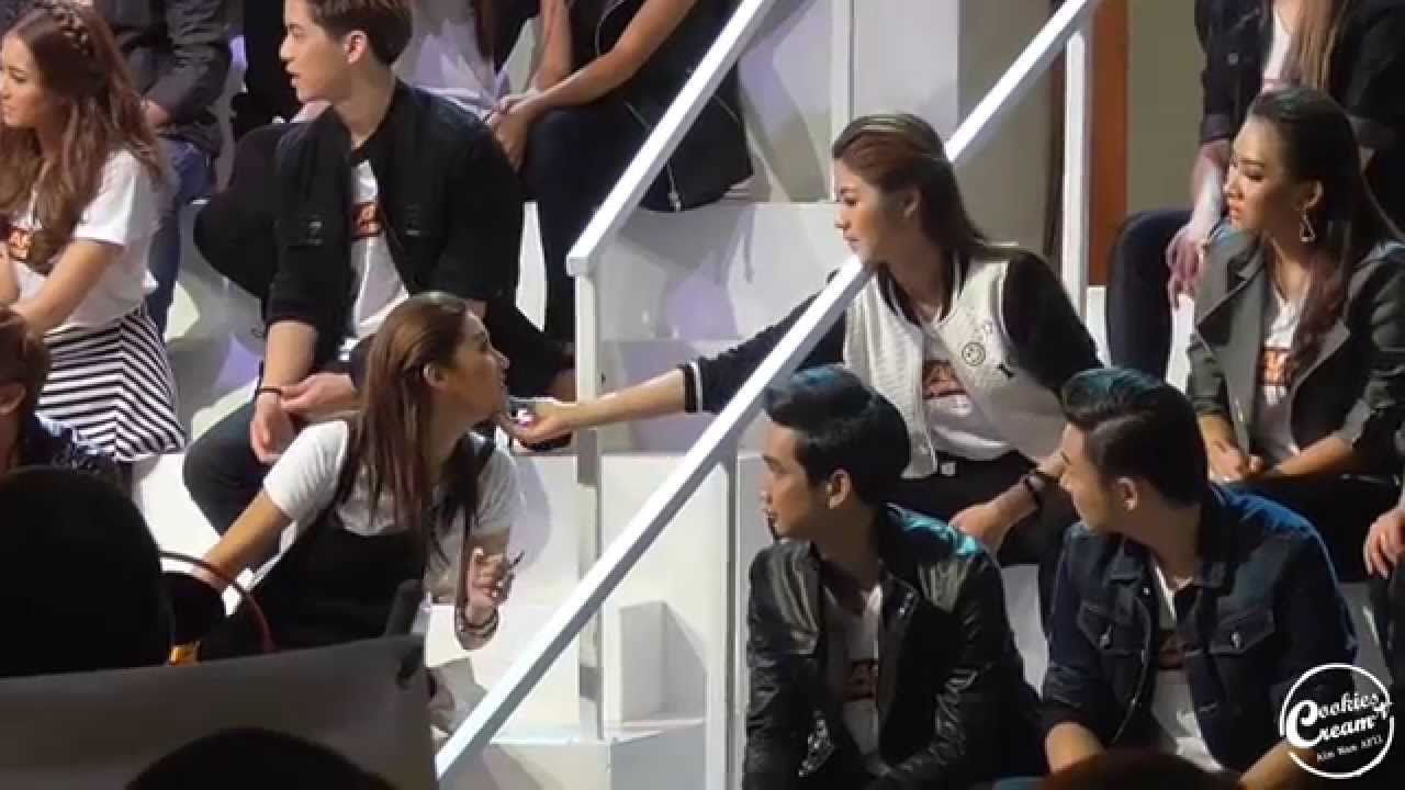 [Fancam] 150409 #เอมน้ำ AF11 แถลงข่าว #AFreunionconcert