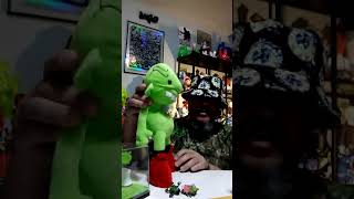 My New Kicks plush by Goopmassta toy review Host Eatmoretoys