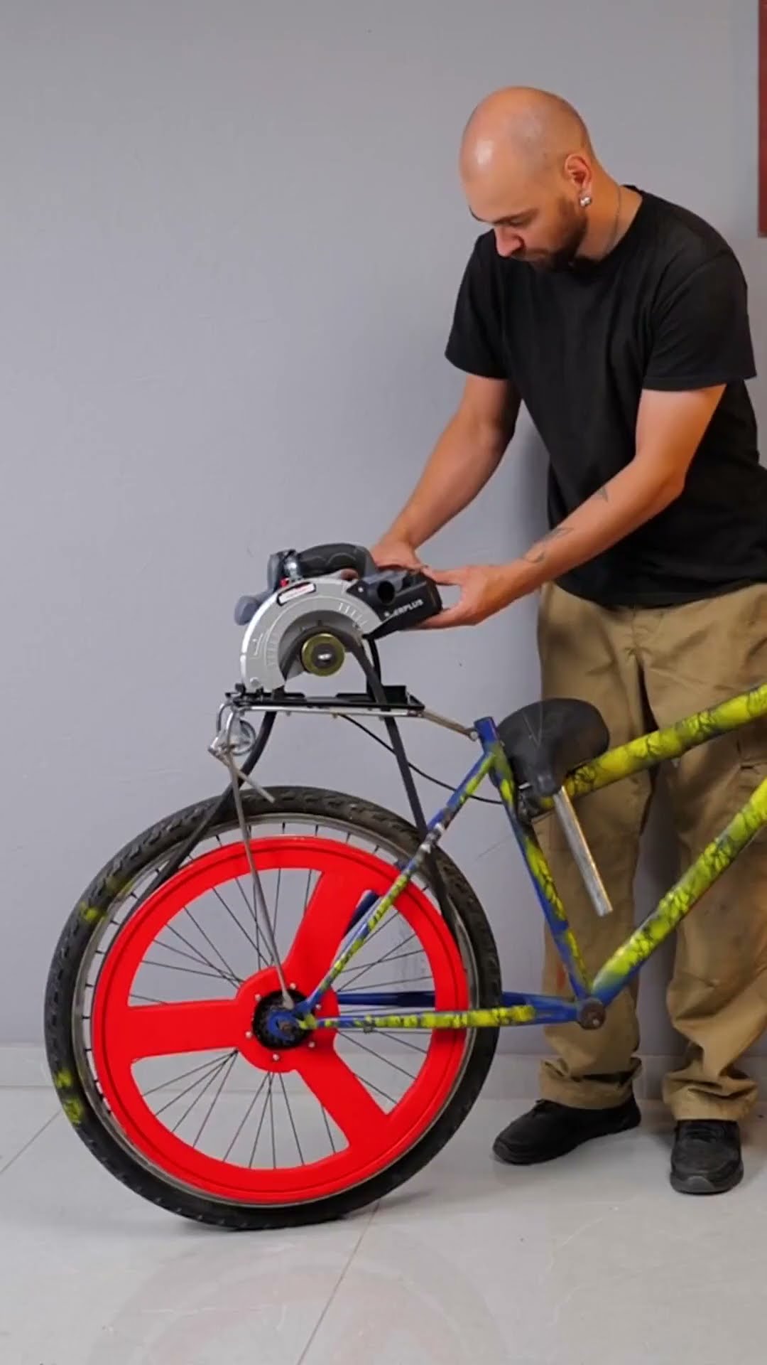 He built an electric bike WITH TEN DOLLARS ONLY! ?⚡