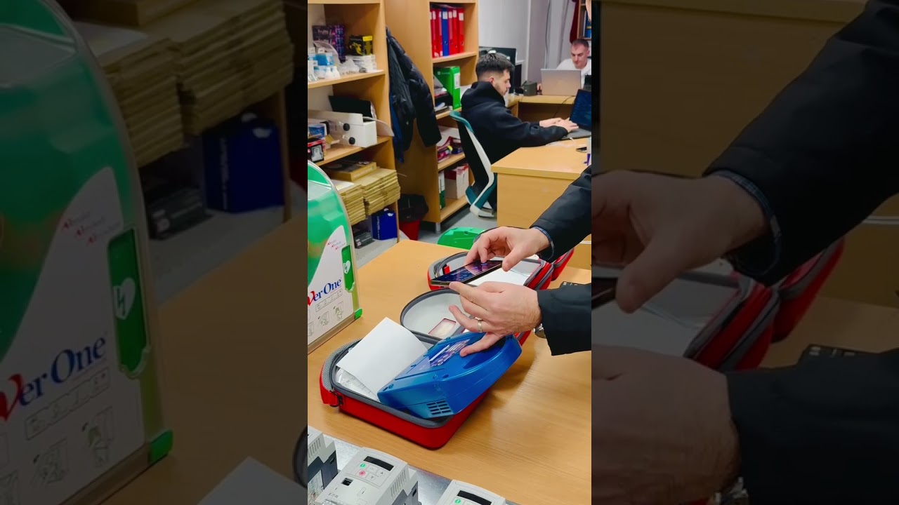 Verificare defibrilator Saver One