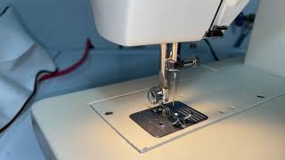 Singer 5528 Sewing Machine: Replacing The Needle
