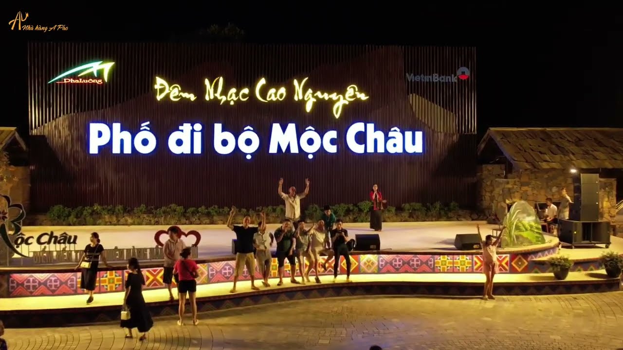 Chợ đêm Mộc Châu tháng 11 có gì vui? Chợ đêm Mộc Châu tháng 11 có gì vui?