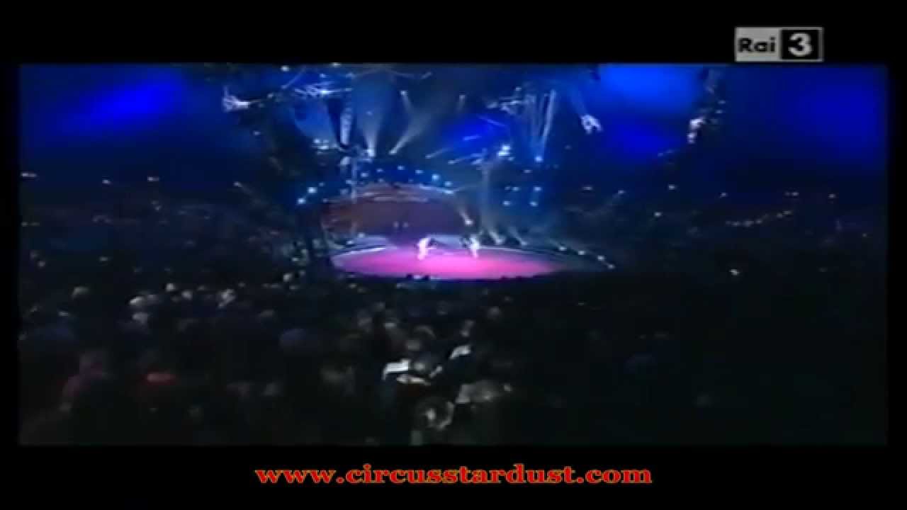 Circus Stardust Agency Presents: World-Class Juggling Duo (Circus Act 01081)