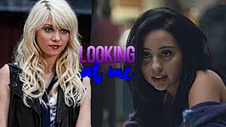 multifemale | looking at me