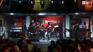 Video thumbnail of "Ermal Meta. 9 Primavere. Radio 2"