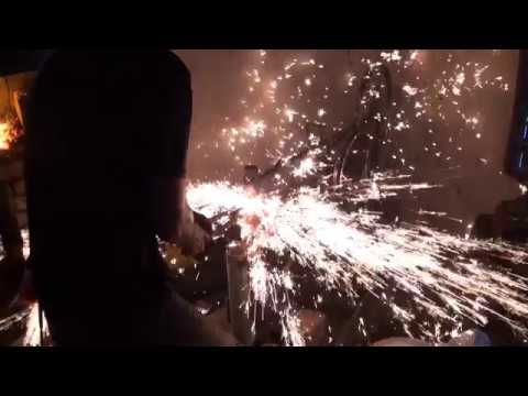 hydraulic press 2500°F Melting Metal vs a Power Hammer!